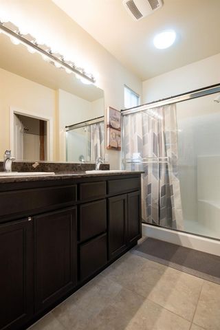 1536 Vandalay Dr, Ceres, CA 95307