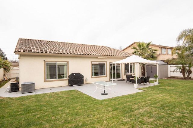 1536 Vandalay Dr, Ceres, CA 95307