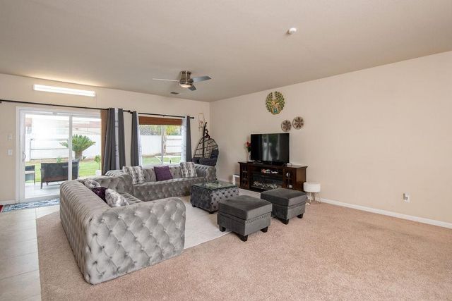 1536 Vandalay Dr, Ceres, CA 95307