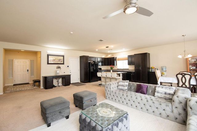 1536 Vandalay Dr, Ceres, CA 95307