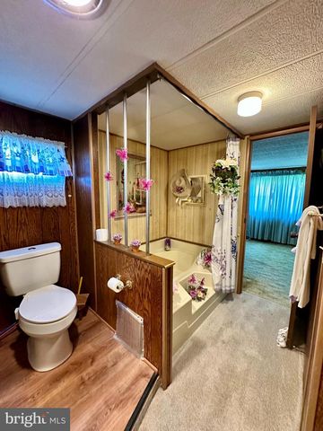 160 ASTER DR, New Providence, PA 17560