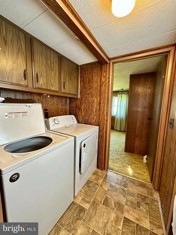 160 ASTER DR, New Providence, PA 17560