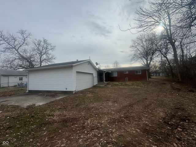 2116 Albany Street, Beech Grove, IN 46107