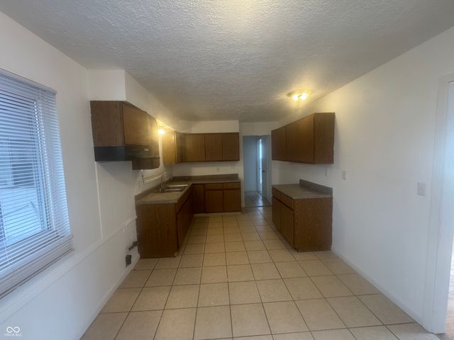 2116 Albany Street, Beech Grove, IN 46107