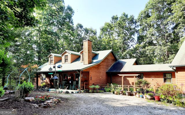 215 Stonehedge Drive, Clarkesville, GA 30523