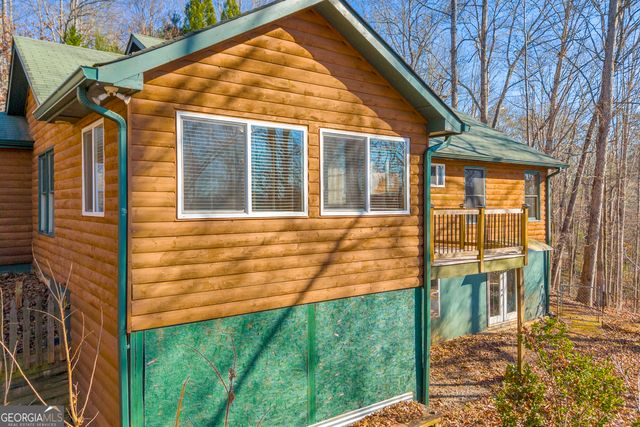 215 Stonehedge Drive, Clarkesville, GA 30523