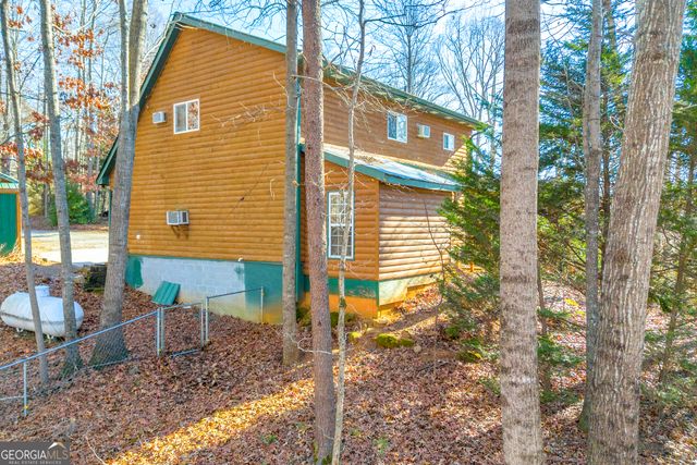 215 Stonehedge Drive, Clarkesville, GA 30523