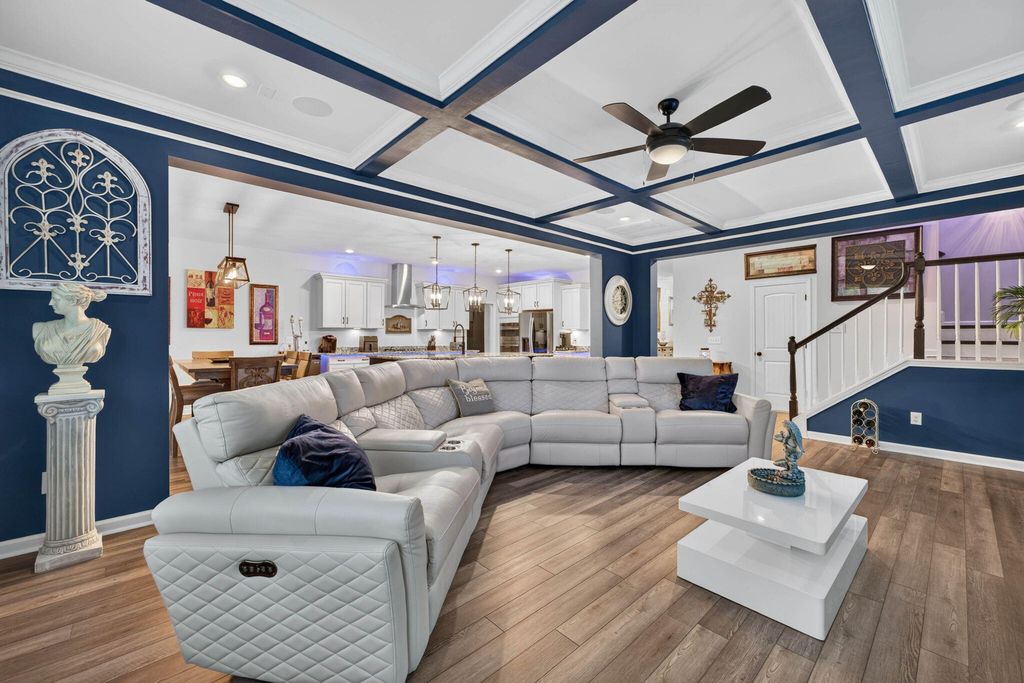 Image 27 of property listing at 412 Rowley Lane, Summerville, SC 29486