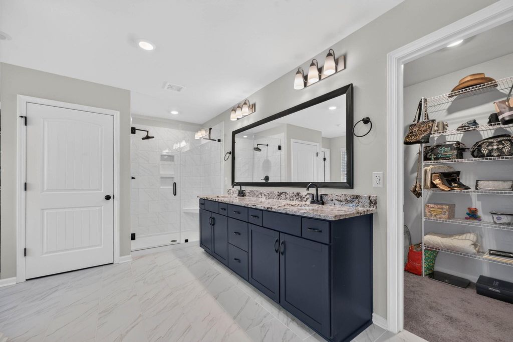 Image 66 of property listing at 412 Rowley Lane, Summerville, SC 29486