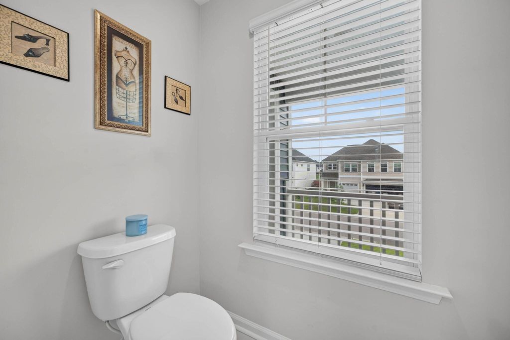 Image 72 of property listing at 412 Rowley Lane, Summerville, SC 29486