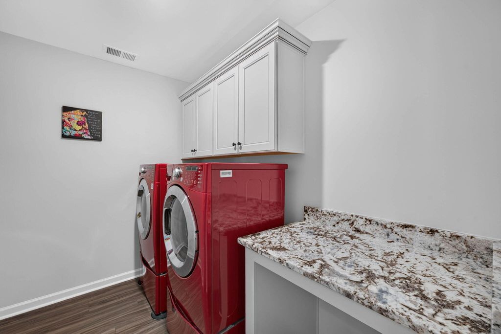 Image 84 of property listing at 412 Rowley Lane, Summerville, SC 29486
