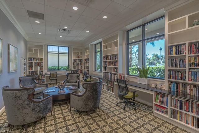 7717 Jacaranda LN, Naples, FL 34114