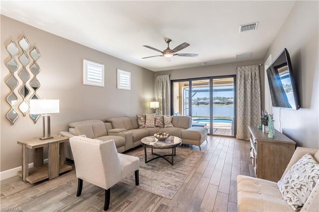 7717 Jacaranda LN, Naples, FL 34114