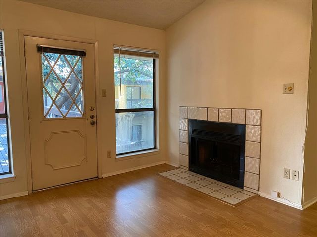 806 W 24th ST 306, Austin, TX 78705