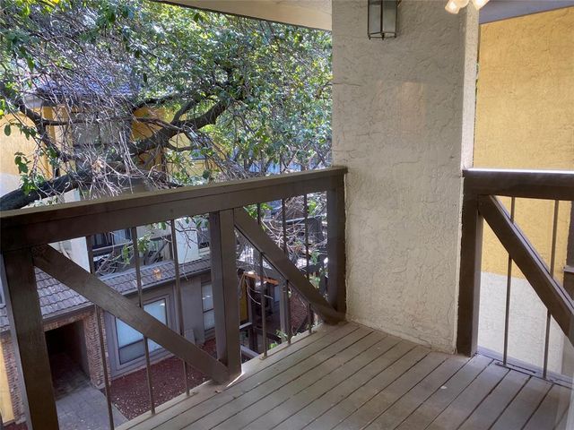 806 W 24th ST 306, Austin, TX 78705