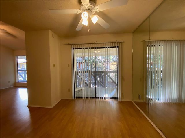 806 W 24th ST 306, Austin, TX 78705