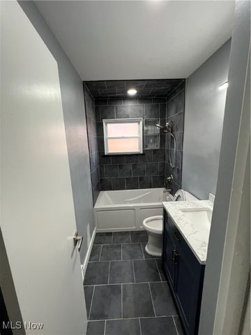 4141 E 186th Street, Cleveland, OH 44122