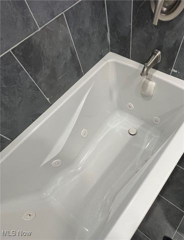 4141 E 186th Street, Cleveland, OH 44122