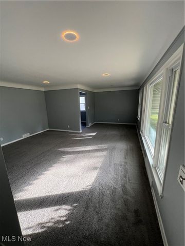 4141 E 186th Street, Cleveland, OH 44122