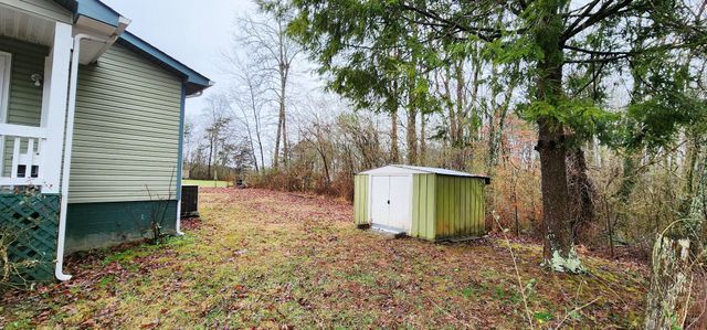 823 Dutchtown Road, Tracy City, TN 37387