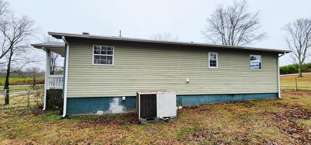 823 Dutchtown Road, Tracy City, TN 37387