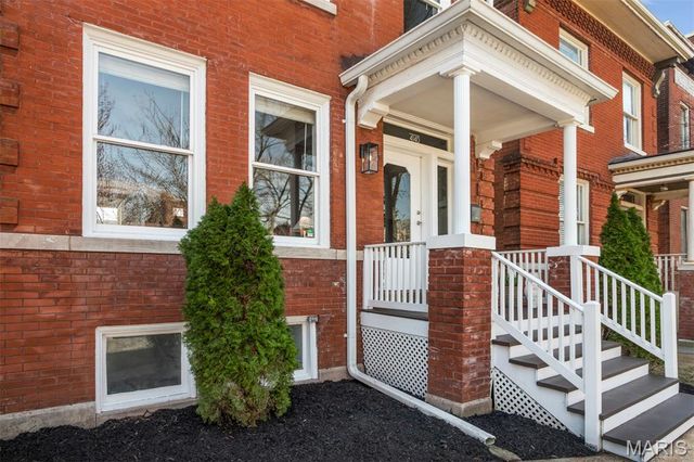 4140 Cleveland Avenue, St Louis, MO 63110