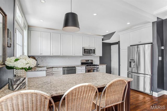 4140 Cleveland Avenue, St Louis, MO 63110