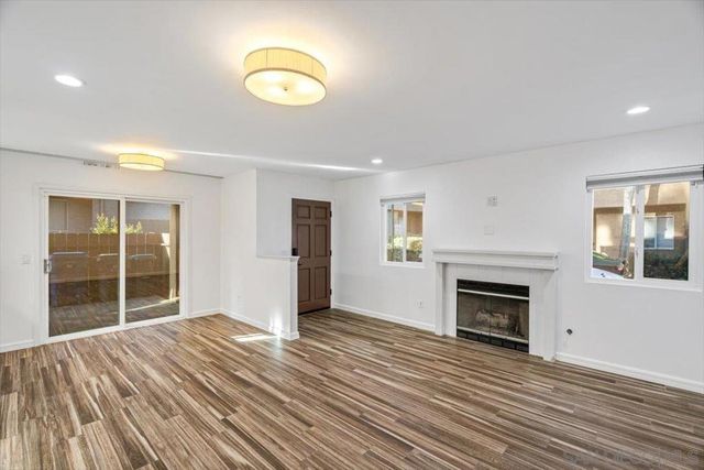 7453 Fortuna Vista Ct 36, Santee, CA 92071