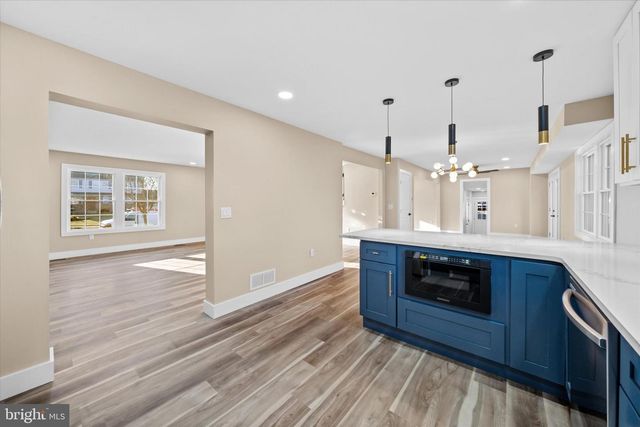 411 PHEASANT CIR, Bear, DE 19701