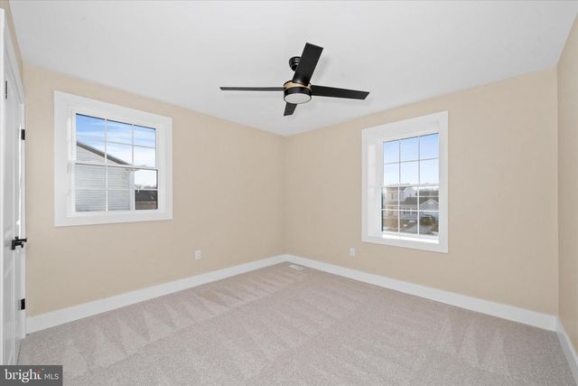 411 PHEASANT CIR, Bear, DE 19701