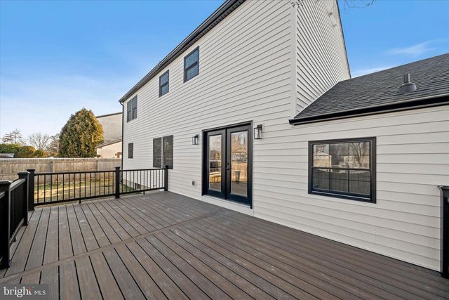 411 PHEASANT CIR, Bear, DE 19701