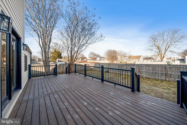 411 PHEASANT CIR, Bear, DE 19701