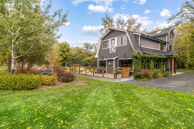 21318 N IL ROUTE 59, Barrington, IL 60010