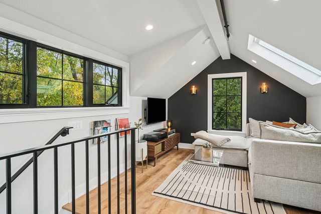 21318 N IL ROUTE 59, Barrington, IL 60010