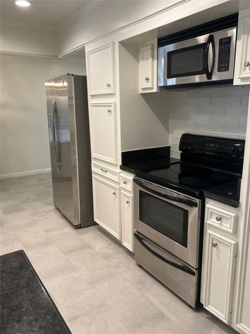 2911 Linkwood Drive, Houston, TX 77025