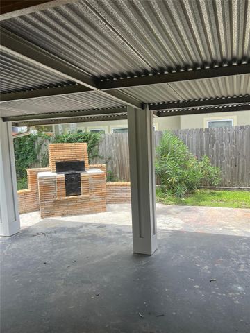 2911 Linkwood Drive, Houston, TX 77025