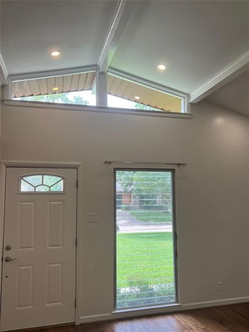 2911 Linkwood Drive, Houston, TX 77025