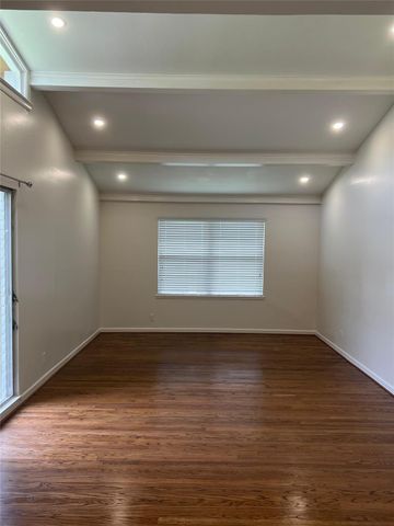 2911 Linkwood Drive, Houston, TX 77025