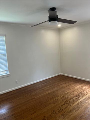 2911 Linkwood Drive, Houston, TX 77025