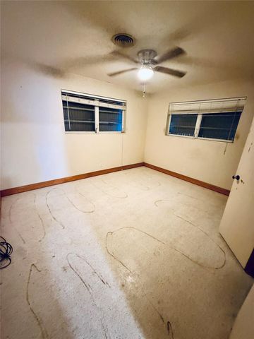 5349 Balsam Terrace, Plantation, FL 33317