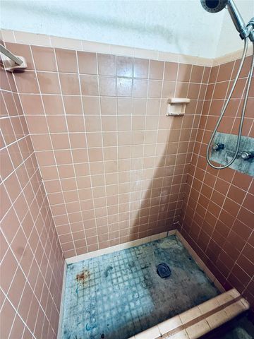 5349 Balsam Terrace, Plantation, FL 33317