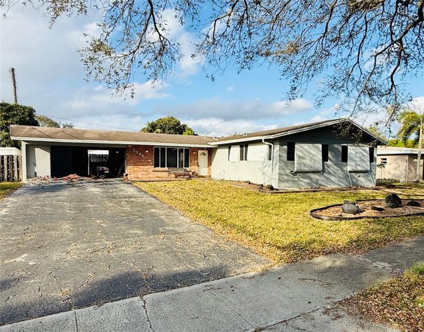 5349 Balsam Terrace, Plantation, FL 33317