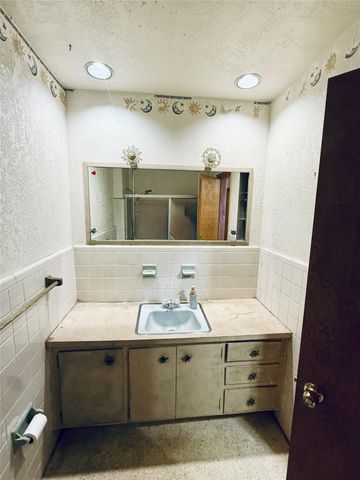 5349 Balsam Terrace, Plantation, FL 33317