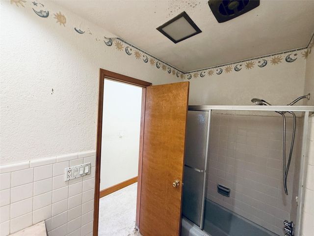 5349 Balsam Terrace, Plantation, FL 33317