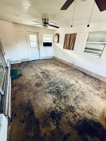 5349 Balsam Terrace, Plantation, FL 33317