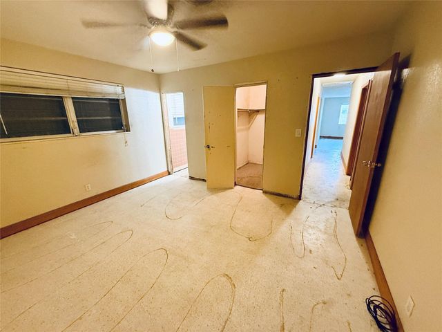 5349 Balsam Terrace, Plantation, FL 33317