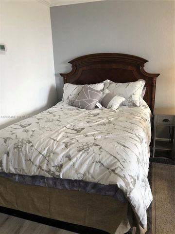 19201 Collins Avenue 806, Sunny Isles Beach, FL 33160