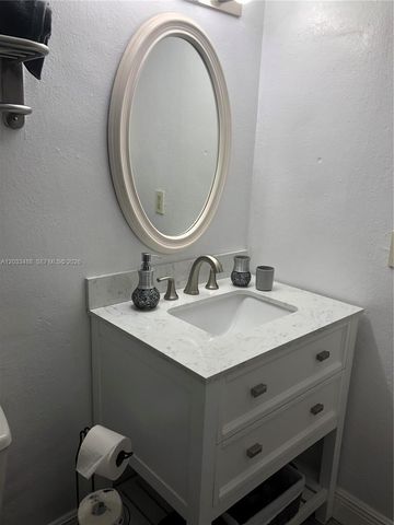 19201 Collins Avenue 806, Sunny Isles Beach, FL 33160