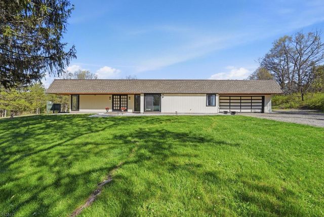 13 Central Ave, Readington Twp., NJ 08889