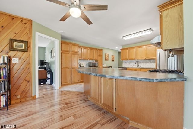 13 Central Ave, Readington Twp., NJ 08889